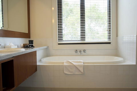 Yarra Valley Lodge - Accommodation Daintree 31