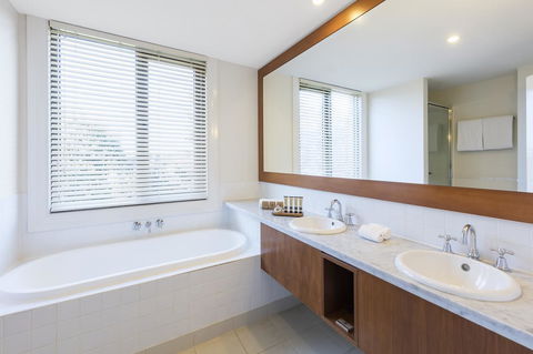 Yarra Valley Lodge - Accommodation Daintree 36
