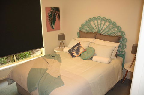 4 Autumn Grove - Accommodation Daintree 3