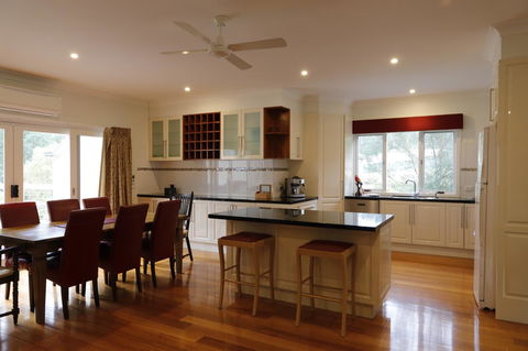 Lithgow Falls Marysville - Accommodation Daintree 3