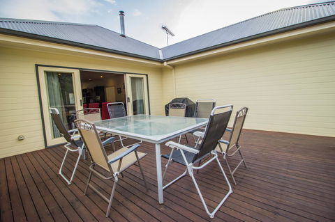 Lithgow Falls Marysville - Accommodation Daintree 13