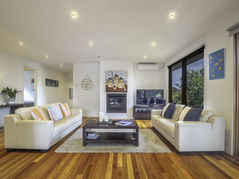 Blairgowrie Moonah Beach House: Walk To Beach - Accommodation Daintree 2