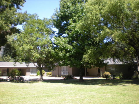 Willow Dene Holiday Apartments - Accommodation Daintree 5