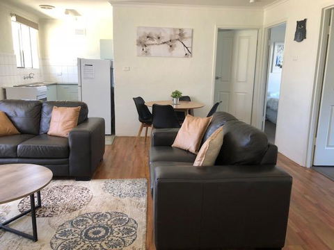 Willow Dene Holiday Apartments - Accommodation Daintree 3