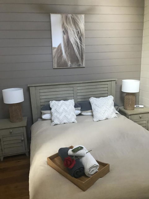 Two Truffles Cottages - Accommodation Daintree 3