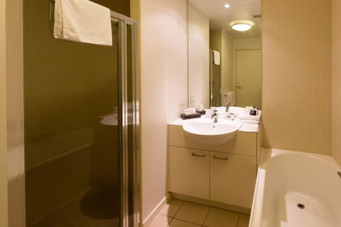 Accent Accommodation@Docklands - Accommodation Daintree 21
