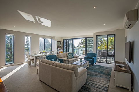 C-Scape Esplanade Cowes - Accommodation Daintree 0