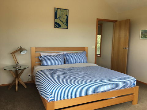 Apostle Hideaway - Central Port Campbell - Accommodation Daintree 7