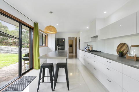 Fairhills - NEW LISTING, Beautifully Styled - Accommodation Daintree 0