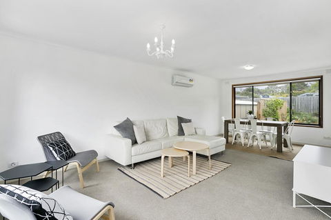 Fairhills - NEW LISTING, Beautifully Styled - Accommodation Daintree 3