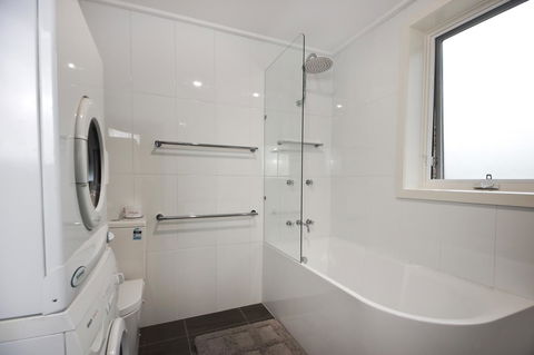 Maisonettes Falls Creek - Accommodation Daintree 9