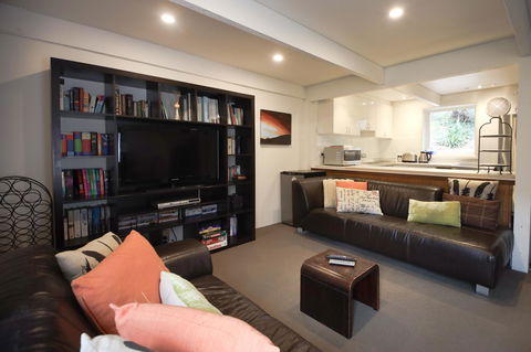 Maisonettes Falls Creek - Accommodation Daintree 0