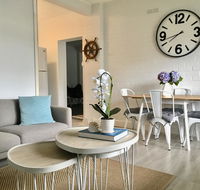 The Wheelhouse - 2BR Waterfront Apt in town - Accommodation Daintree