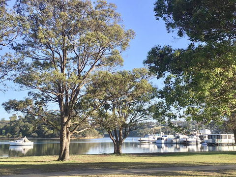 The Wheelhouse - 2BR Waterfront Apt In Town - Accommodation Daintree 6