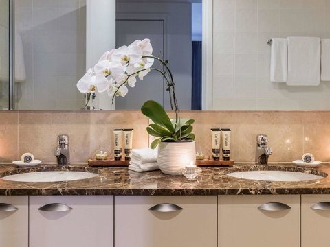 Quay West Suites Melbourne - Accommodation Daintree 29