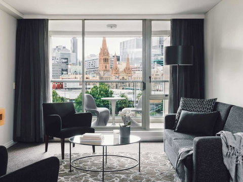 Quay West Suites Melbourne - Accommodation Daintree 1