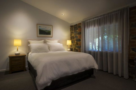Bright Mystic Valley - Accommodation Daintree 15