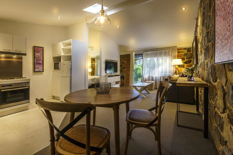 Bright Mystic Valley - Accommodation Daintree 0