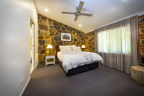 Bright Mystic Valley - Accommodation Daintree 10
