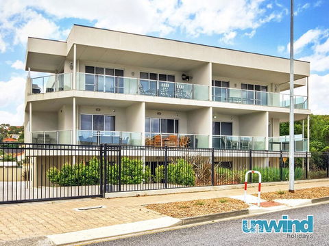 The Block Views Apartments Victor Harbor - Accommodation Daintree 0