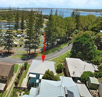 The Blue House - flat walk to river and beach - Accommodation Daintree
