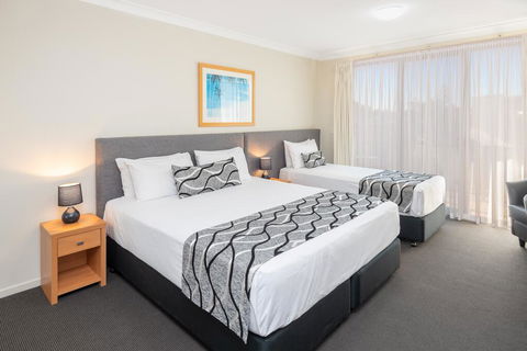 The Brighton Apartments - Accommodation Daintree 3