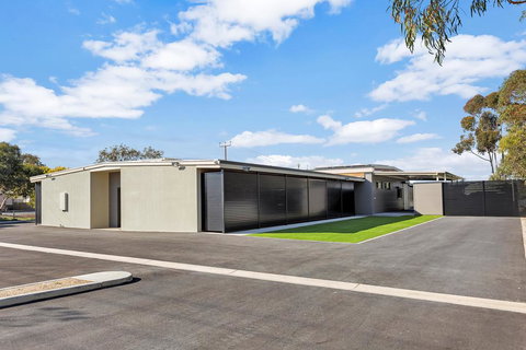 The Bunkhouse - Accommodation Daintree 2