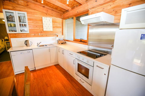 The Cabin - Accommodation Daintree 3