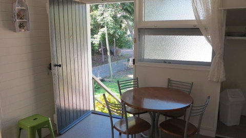 The Captain's Manor On Cook Unit 4 - Accommodation Daintree 1