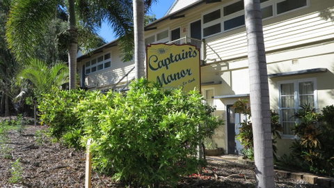 The Captain's Manor On Cook Unit 8 - Accommodation Daintree 0