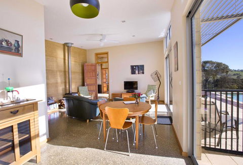 The Chocolate Lily Bed & Breakfast - Accommodation Daintree 1