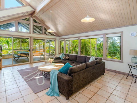 The Crest 2 - At Beautiful Angourie - Accommodation Daintree 1