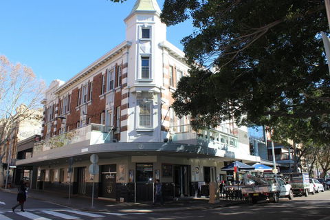 The Crown & Anchor Hotel - Accommodation Daintree 0