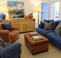 The Dewhurst - Sophisticated Entire CBD Apartment - Accommodation Daintree