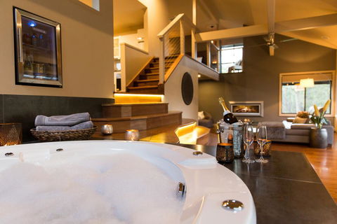 The Edge Villa - Accommodation Daintree 0