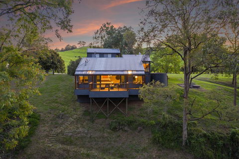 The Edge Villa - Accommodation Daintree 1