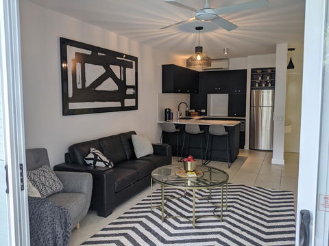 The Escape Luxury Apartments Peppers Beach Club Palm Cove - Accommodation Daintree 0