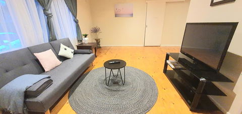 The Flower Homestay - Accommodation Daintree 1
