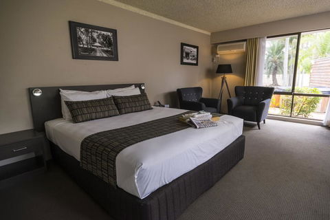 The Galaxy Motel - Accommodation Daintree 2