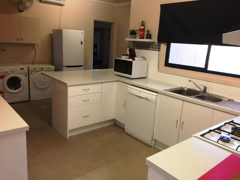 The Gazebo Place - Strathmerton - Accommodation Daintree 3