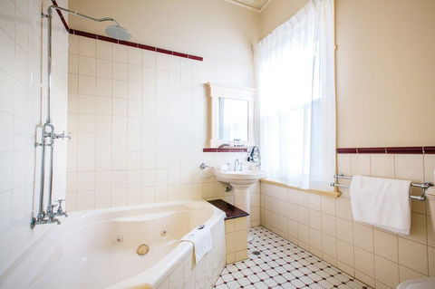 The Glenferrie Hotel Hawthorn - Accommodation Daintree 1