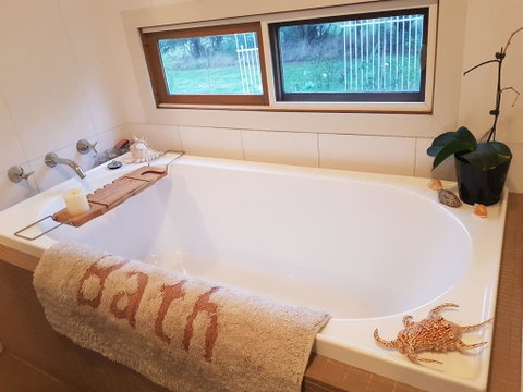 The Gurdies Room With Amazing Sunset Views - Accommodation Daintree 2