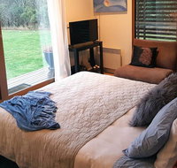 The Gurdies Room with Amazing Sunset Views - Accommodation Daintree