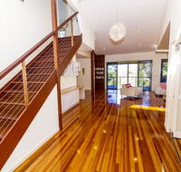 The Holiday House - Accommodation Daintree