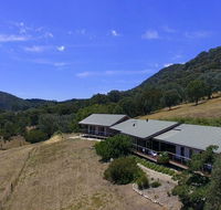 The Homestead at Holmeslgen at Eildon - Accommodation Daintree