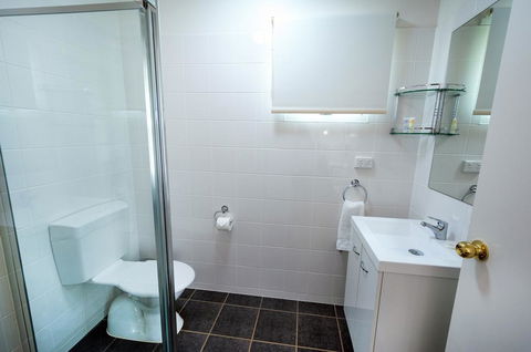 The Leprechaun Resort - Accommodation Daintree 2