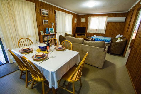 The Little House - Accommodation Daintree 2