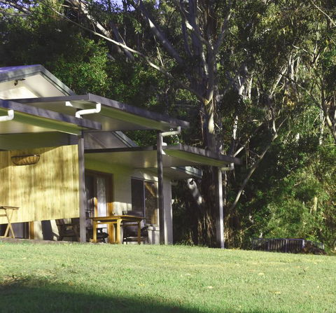 The Lodge Mapleton Falls - Accommodation Daintree 2