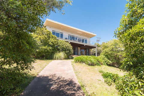 The Mount Martha Lookout - Accommodation Daintree 0