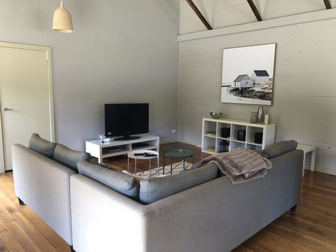 The Old Coolstore - Braeburn Apt - Accommodation Daintree 1